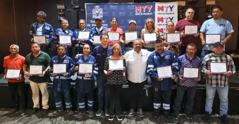 Así celebró Gobierno de Monterrey el Día del Barrendero