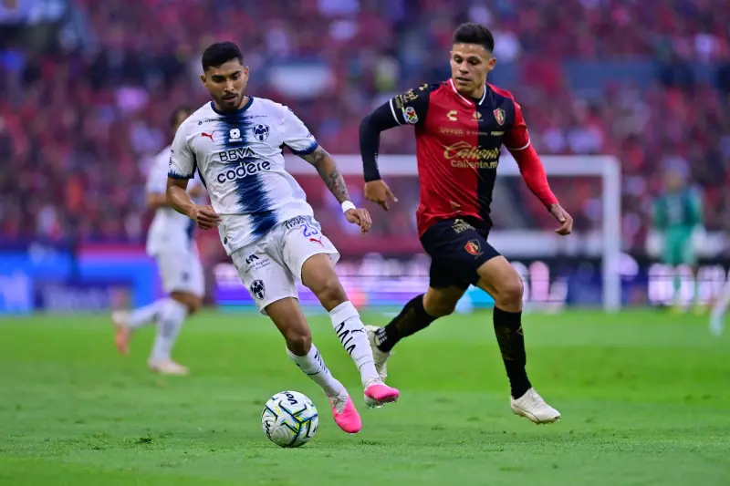 Así quedó la pierna de Orbelín Pineda tras brutal entrada en el Atlas vs. Monterrey