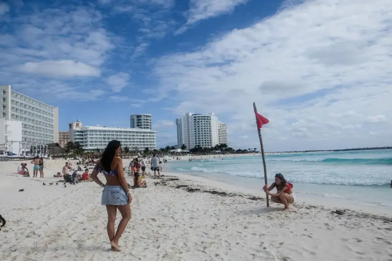 Hoteles de la Riviera Maya están ‘limpios’ de parásito que provoca la diarrea explosiva, informa Cofepris