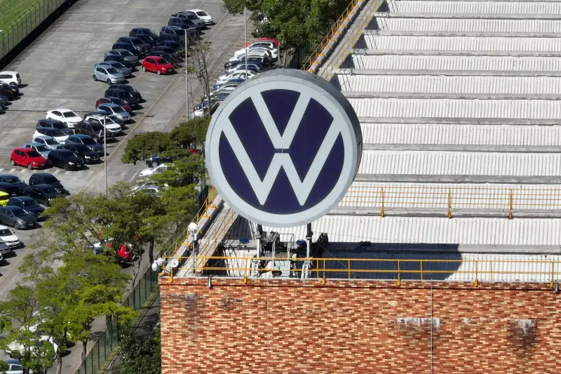 Volkswagen prepara a sus trabajadores administrativos para laborar desde casa ante una posible huelga en Puebla