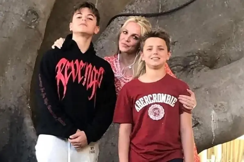 Confiesa Britney Spears sentirse una madre que 'fracasó'