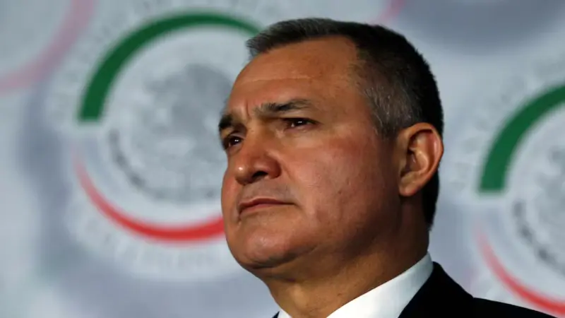 Más de 5.8 millones de dólares recuperados en Florida llevan a la DEA a mantener la búsqueda de activos vinculados con Genaro García Luna, mientras Estados Unidos sostiene investigaciones pendientes sobre la red de corrupción