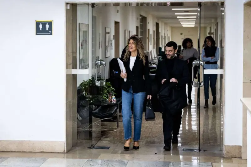 Sumar estalla y acusa a Sánchez de romper el pacto de coalición por salvar la nuclear de Almaraz