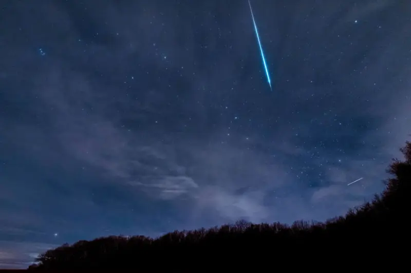 Sorprende bola de fuego en el cielo de EU y Canadá