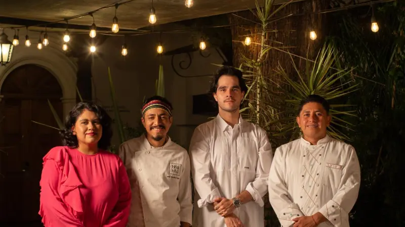 Tarumba cumple seis años: Poesía, fuego y una cocina que sabe recibir