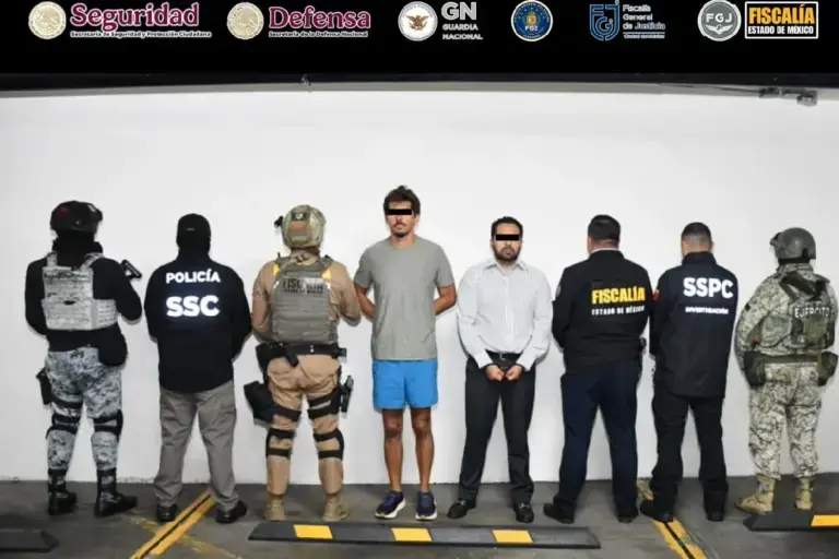 Detienen a funcionarios de Medio Ambiente en Edomex; extorsionaban a dueños de verificentros