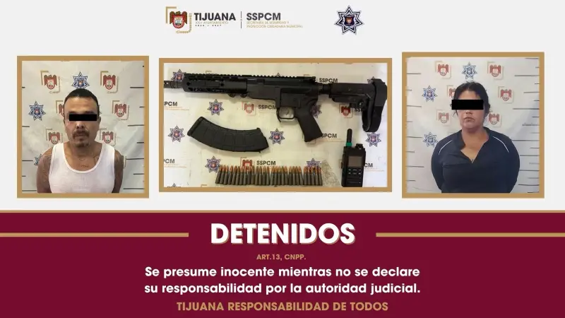 Detienen a dos personas con un fusil durante revisión de vehículo en Tijuana