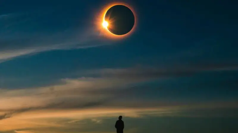 Dónde ver el eclipse solar en Madrid: los mejores parques y miradores para disfrutar del fenómeno