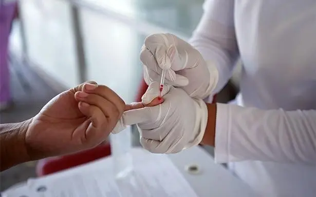 Preocupa desabasto de medicamentos para hepatitis C en el IMSS