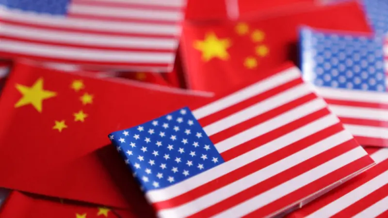 China defenderá sus intereses frente a sanciones de EU