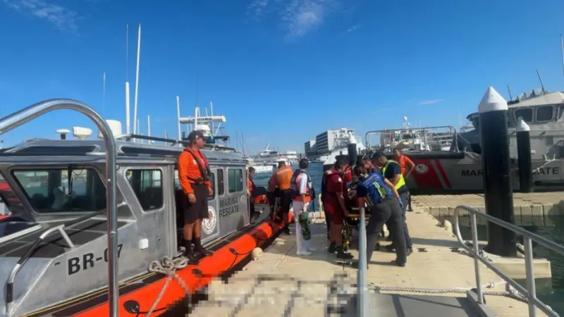 Marina rescata a dos hombres, uno con traumatismo, en El Arco de Los Cabos, en BCS
