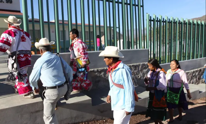Impulsan IMSS e INEA alfabetización comunitaria en zonas rurales