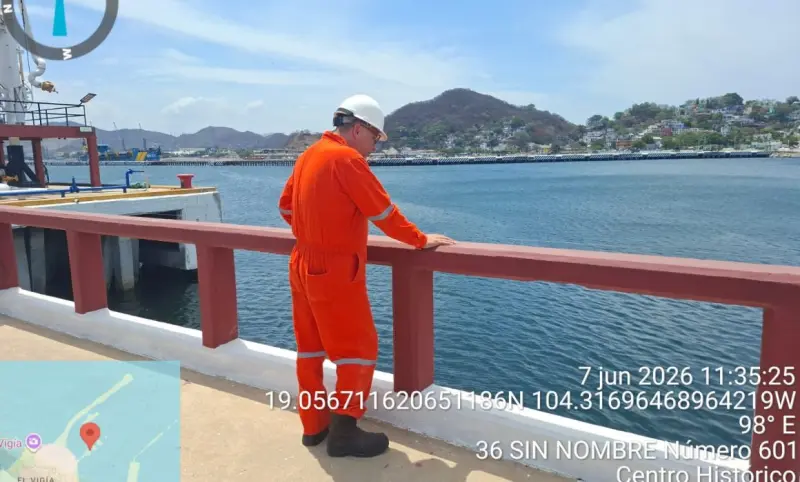Sin detectar fugas o anomalías ante mancha aceitosa en Manzanillo: Pemex