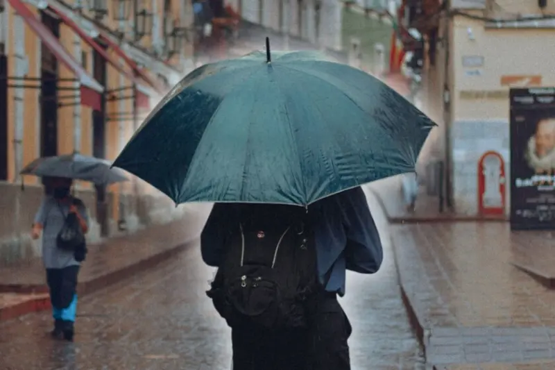 El SMN prevé clima extremo en México este fin de semana: lluvias con descargas eléctricas y temperaturas de 45°C
