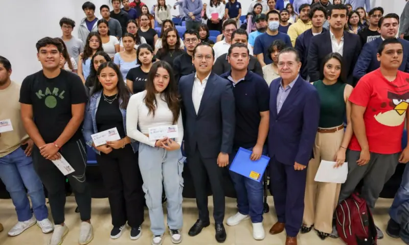 Anuncia Chepe Guerrero segunda etapa de “Becas A Paso Firme 2026”