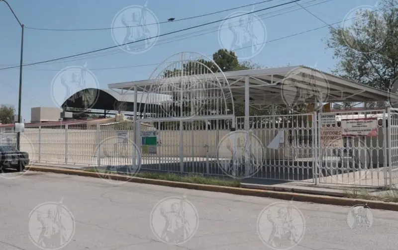 Van cinco incidentes en escuelas en vacaciones