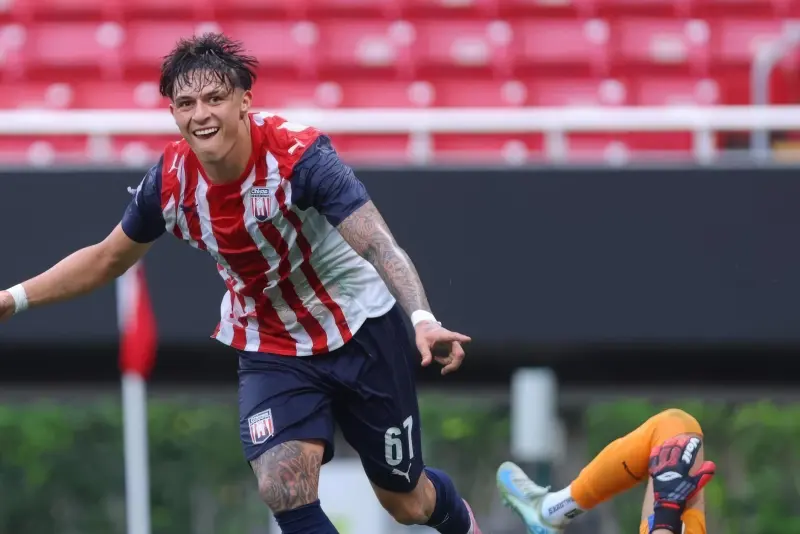 Chivas preparará en Colombia a su futuro goleador: Sergio Aguayo sale a préstamo al Deportes Tolima