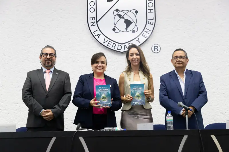 Presentan en la UAQ el libro "Impacto Cero”, obra de la investigadora Dra. Emilia Vega Cabrera