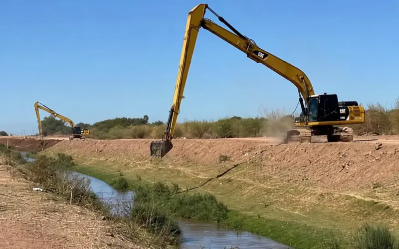 Limpian 78% de los drenes de Cajeme para reducir riesgos por lluvias