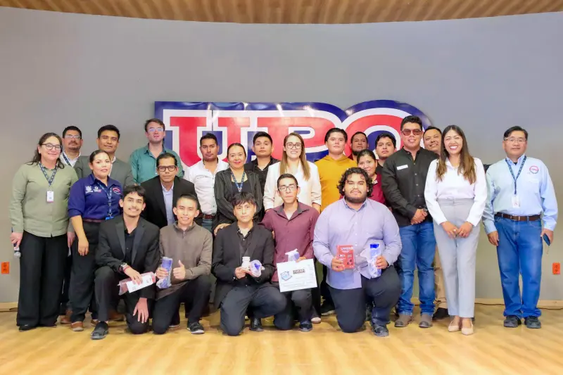 Concluye en la UPQ la Expomecatrónica MA2026
