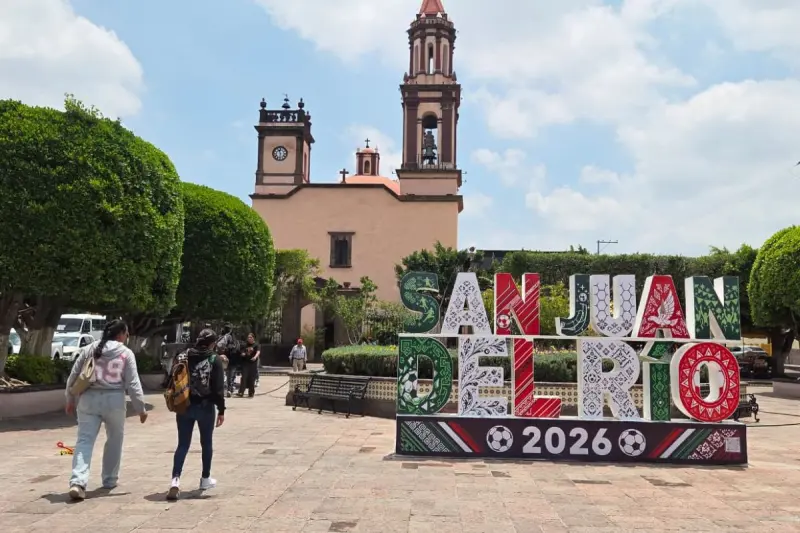 Reducen padrón de comerciantes en vía pública en San Juan del Río