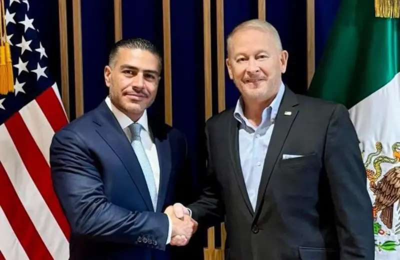 Ronald Johnson reconoce el liderazgo de Claudia Sheinbaum y autoridades mexicanas tras reanudación de operaciones de Estados Unidos en zonas aguacateras de Michoacán