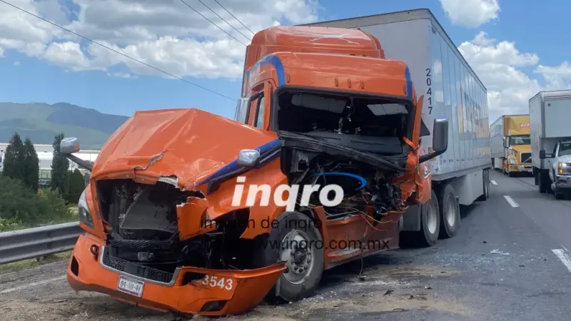 Accidente en el libramiento Noreste, deja a una persona prensada