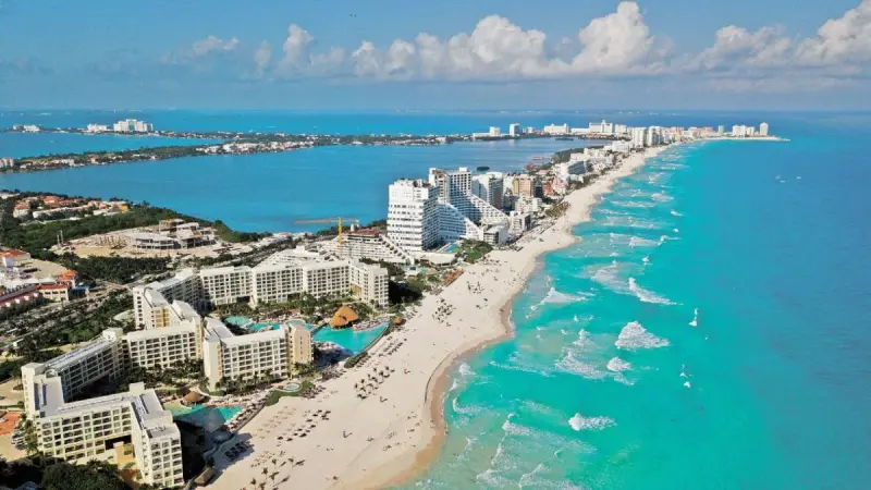 Fonatur pone a la venta lotes frente al mar en cuatro estados