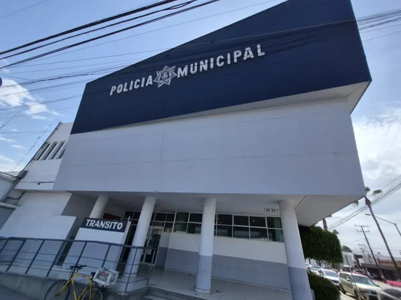 Reestructuran mandos de la Policía de Ensenada tras detención de agente vinculado a célula criminal