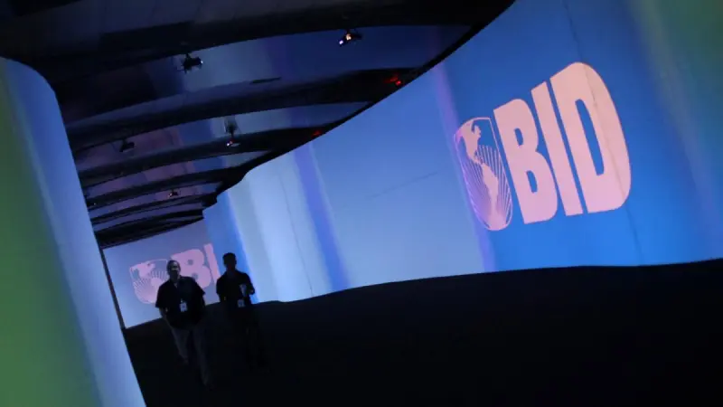 Las condiciones laborales en América Latina mejoraron solo levemente en tres décadas: BID