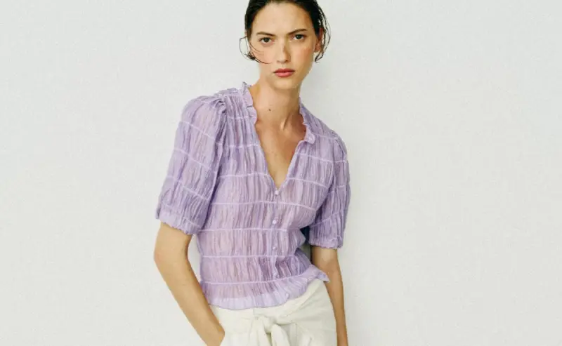 El ofertón de la temporada, esta blusa cuesta menos de 5 euros y puede salvar tus looks de verano