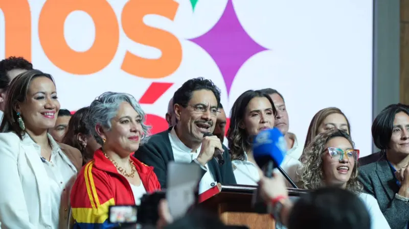 Cepeda enciende la mecha contra De la Espriella: el pulso de la oposición que desafía su legitimidad