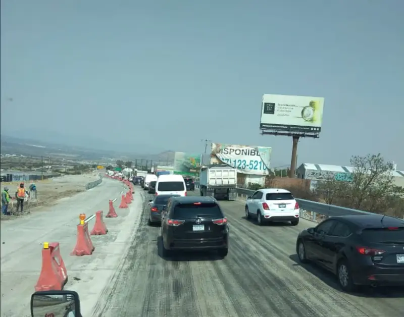 Caos en la 57: la rehabilitación sin fin que ahoga a Querétaro