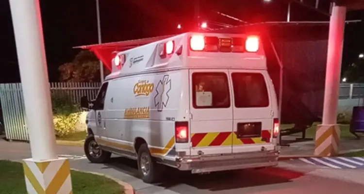 Coahuayana: por falta de suero antialacrán trasladan a niño a Colima