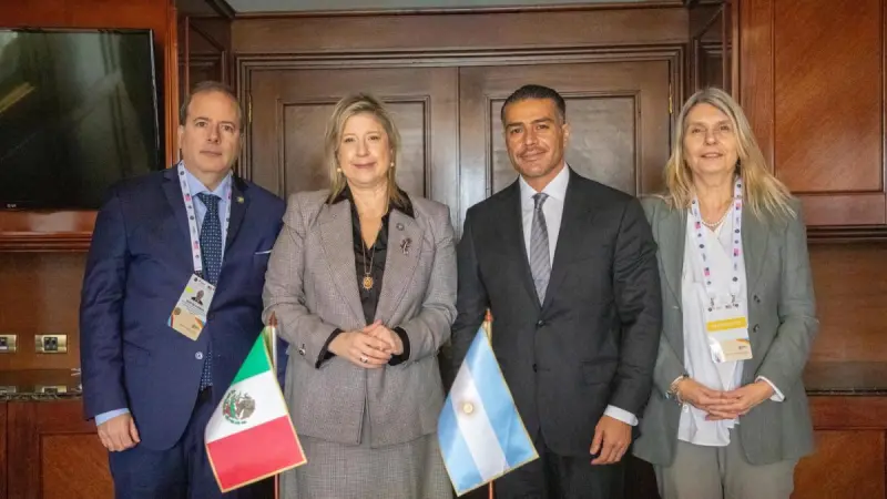 García Harfuch y ministra de Seguridad de Argentina se reúnen; hablan de cooperación contra el narco