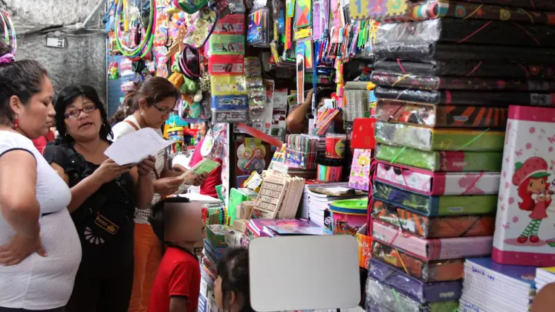 Beca para útiles y uniformes 2026: inicia el pago de 2,500 pesos; consulta el calendario