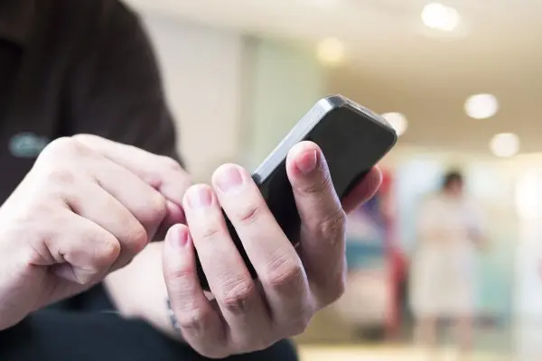 Protestan emecistas contra registro telefónico