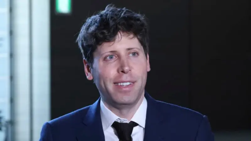OpenAI pausa el entrenamiento de su IA más avanzada tras un verano de alarmas