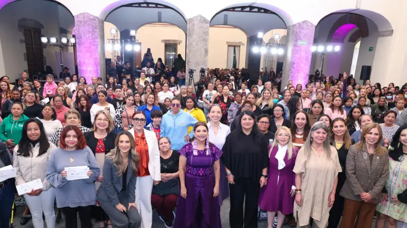 Impulsa Clara Brugada autonomía económica de las mujeres con “Capital Semilla”