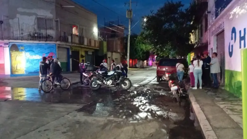 Balean a hombre dentro de su casa en la colonia San Agustín de León
