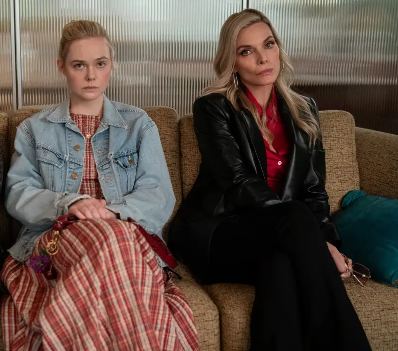 Elle Fanning y Michelle Pfeiffer, una madre y una hija destinadas a encontrarse