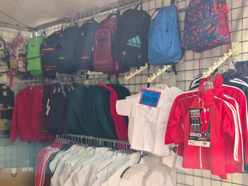Alza en fletes encarece productos escolares en Tijuana