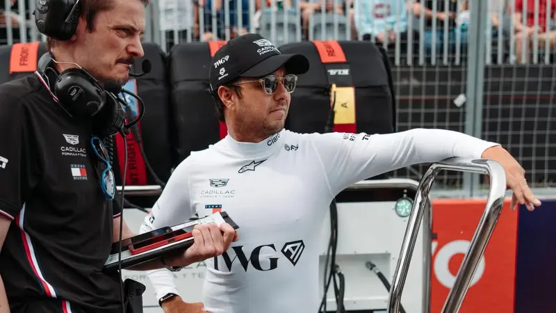 ¿En qué posición arrancará ‘Checo’ Pérez el GP de Países Bajos 2026? Un problema mecánico arruinó su Sprint y lo obligó a comenzar desde el pitlane