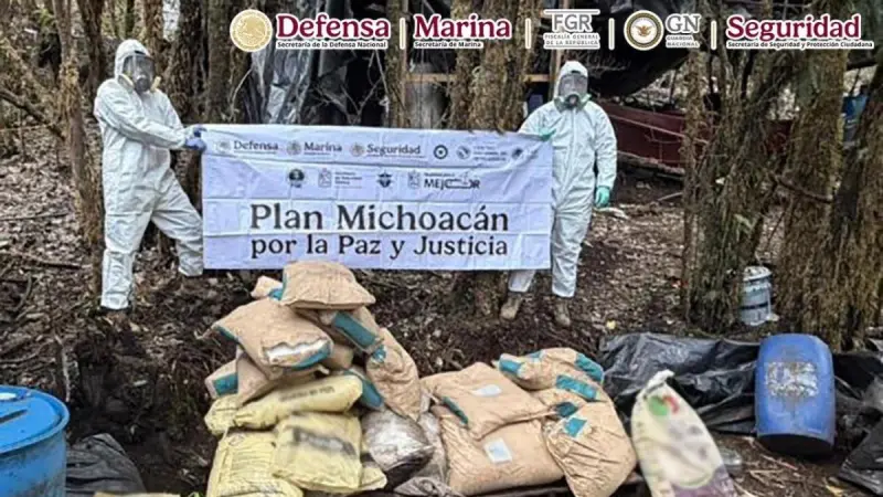 Desmantelan laboratorio de metanfetamina en Zitácuaro; aseguran casi 2 toneladas de droga