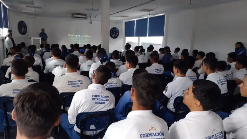 Analiza SEG modificar nombre del Bachillerato Bivalente Militarizado