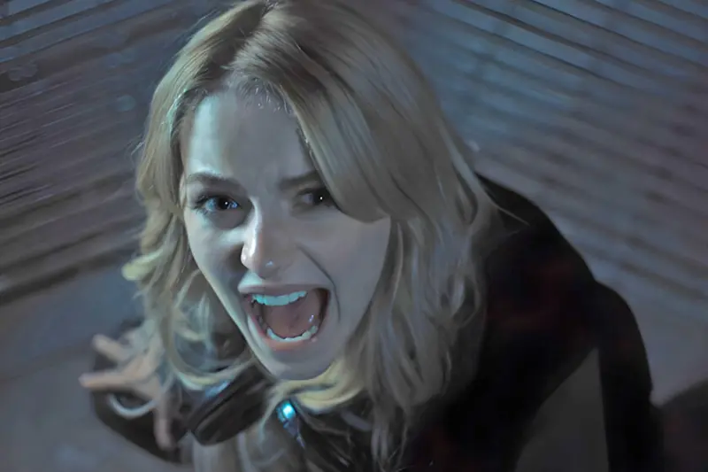 Tras 238 días por fin llegó a HBO Max la secuela de una de las películas de terror que más furor causó en internet