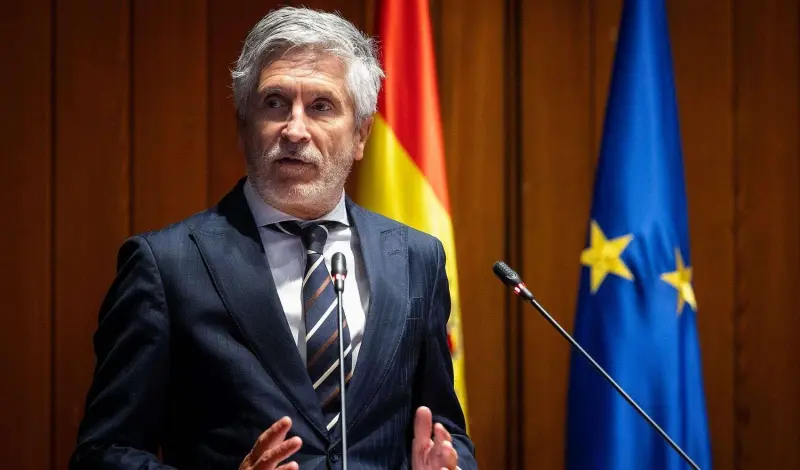 Por qué Marlaska acusa al PP y Vox de “incitar al odio” en Ceuta