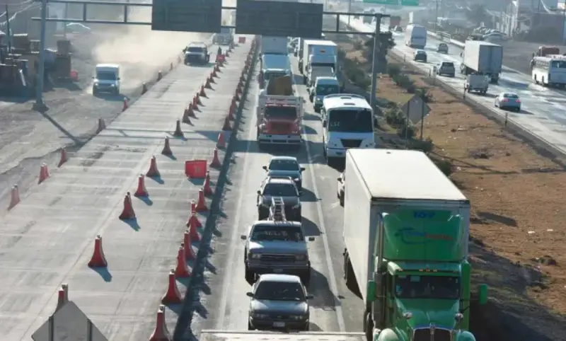 Señalan que las obras en la 57 están mal hechas 