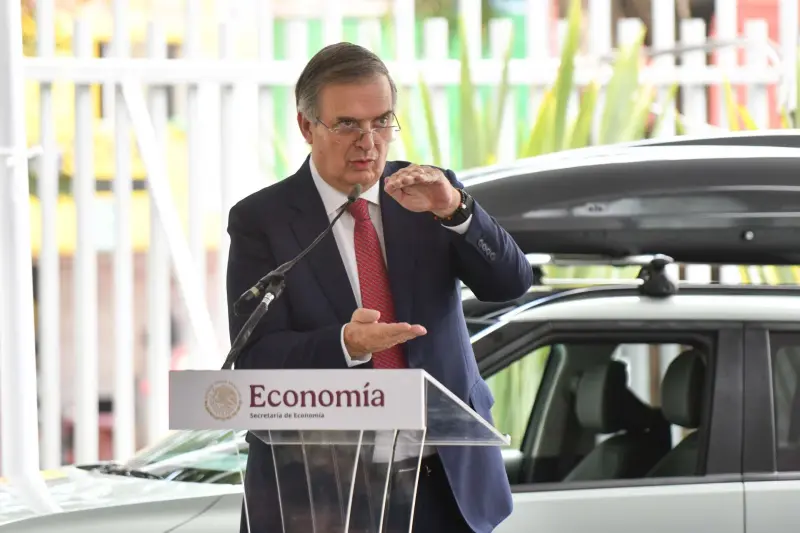 Revisión del T-MEC: México pide pausa de aranceles al acero y autos; ‘aplícame un descuento’, pide Ebrard