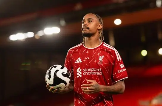 Jugará Bradley Barcola con el Liverpool